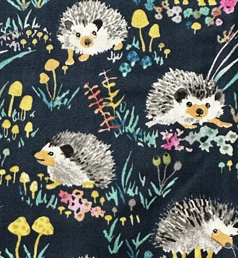 AWWA65LIMITED - Hedgehogs Navy animal print scrub top