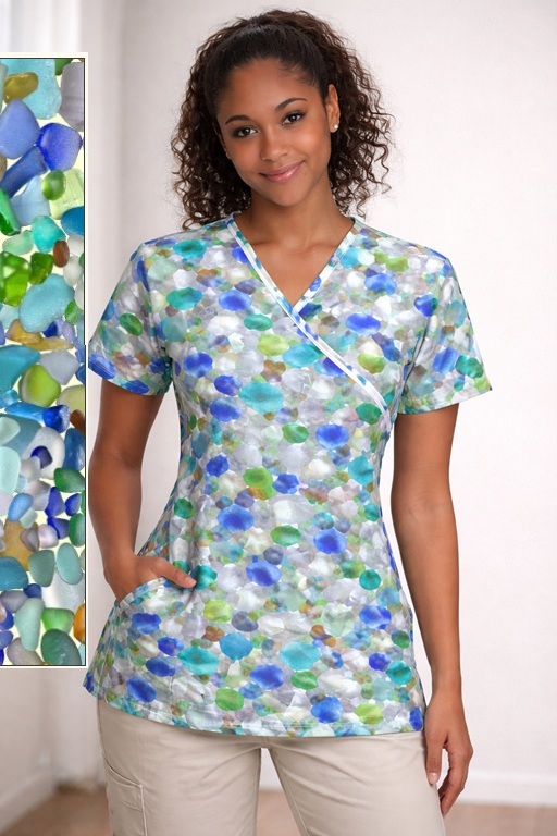 BEACH GLASS print scrub top